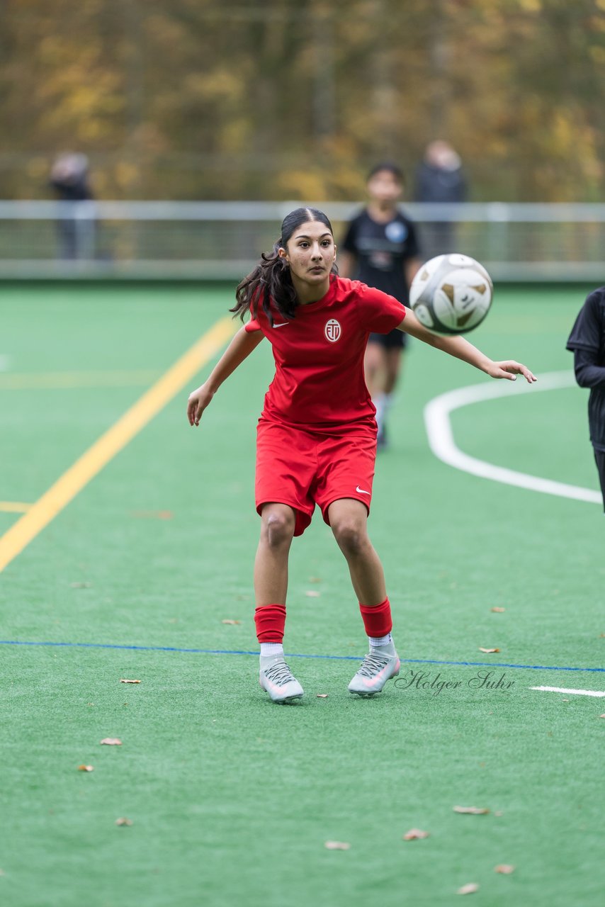 Bild 235 - wCJ VfL Pinneberg - Eimsbuettler TV : Ergebnis: 0:3